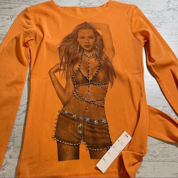 Long Sleeve Orange Mesh Embellished Top - Picture 13 of 15
